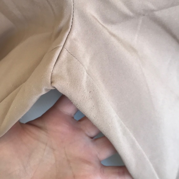 Ivanka Trump beige trousers - Picture 6 of 6